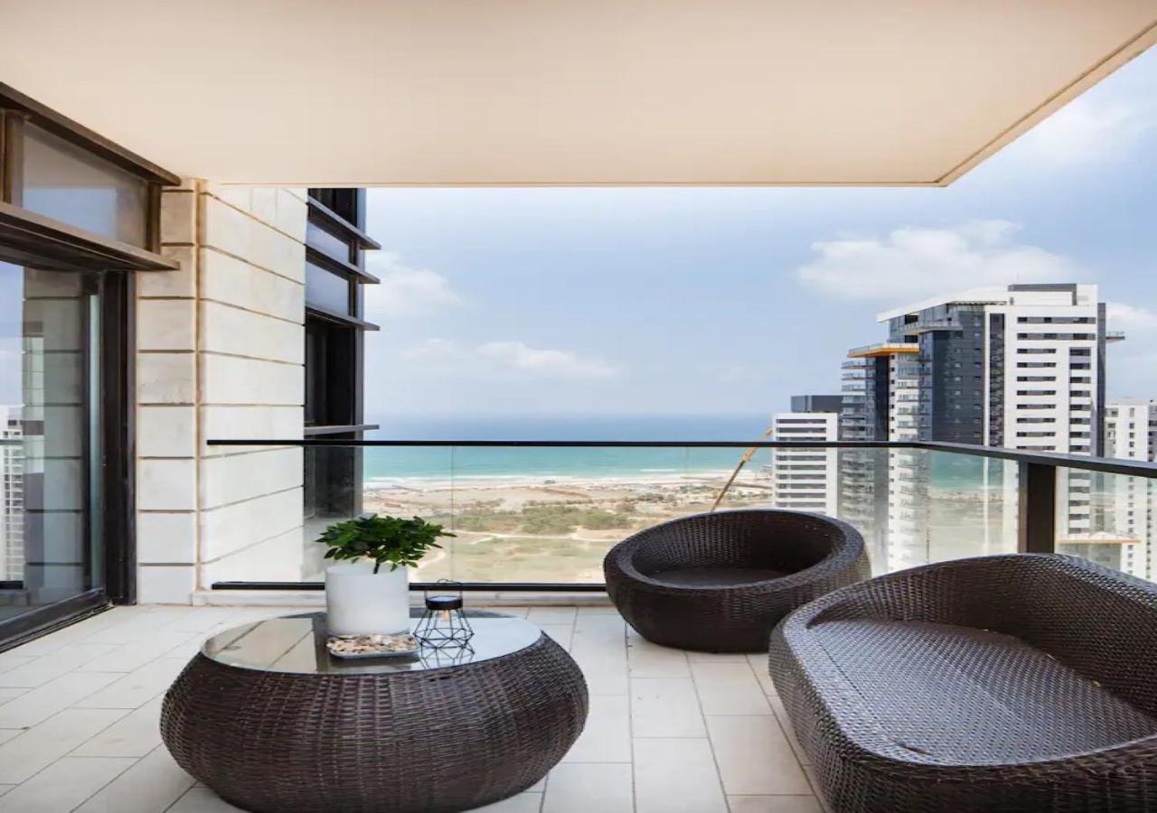 O&O Group- Special Apartment Sea View Luxury Tower Бат Ям Екстериор снимка